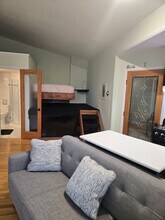 2327 S Croskey St in Philadelphia, PA - Building Photo - Building Photo