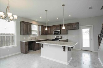 26 Escondido Pass in McAllen, TX - Building Photo - Building Photo