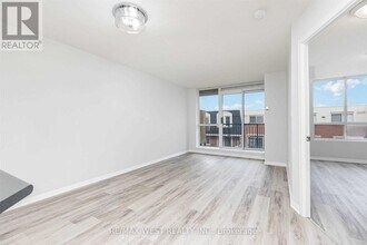 1000-1000 King St W in Toronto, ON - Building Photo - Building Photo