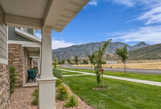 1206 Summit Ridge Pkwy in Santaquin, UT - Building Photo - Building Photo