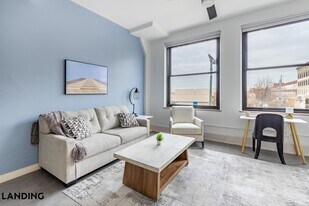 5000 Euclid Ave in Cleveland, OH - Building Photo