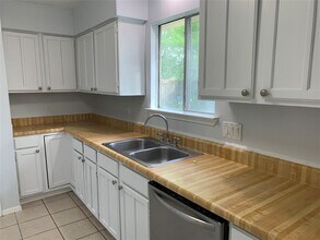 6903 Harpers Dr in Richmond, TX - Building Photo - Building Photo