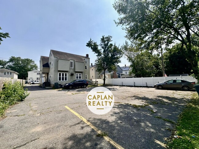 50 Whiting St, Unit 5