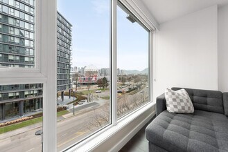 1618 Quebec St, Unit SI ID1438323P in Vancouver, BC - Building Photo - Building Photo