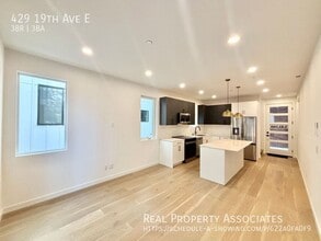 429 19th Ave E in Seattle, WA - Building Photo - Building Photo