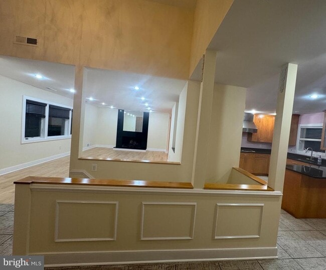 7913 Charleston Ct in Bethesda, MD - Building Photo - Building Photo