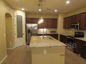 863 S Annie Ln in Gilbert, AZ - Building Photo - Building Photo