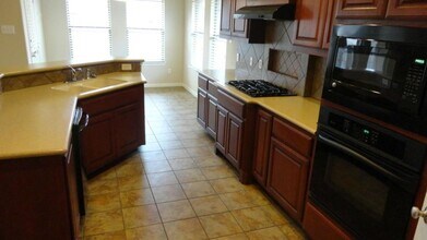 230 Kiras Ct in Austin, TX - Building Photo - Building Photo