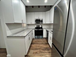 10623 Royal Palm Blvd in Coral Springs, FL - Building Photo - Building Photo