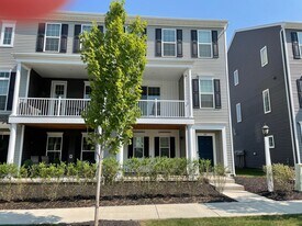 109 Gress Rd in Cranberry Township, PA - Building Photo