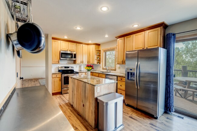31095 U.S. Hwy 40 in Steamboat Springs, CO - Building Photo - Building Photo