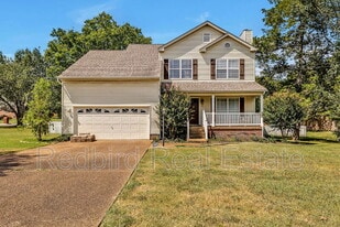 399 Clarkston Dr in Smyrna, TN - Building Photo