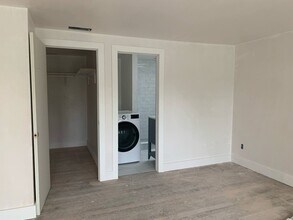 105 Shore Dr, Unit 2 in Somerville, MA - Building Photo - Building Photo