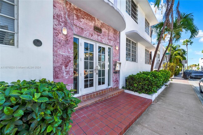 610 8th St in Miami Beach, FL - Building Photo - Building Photo