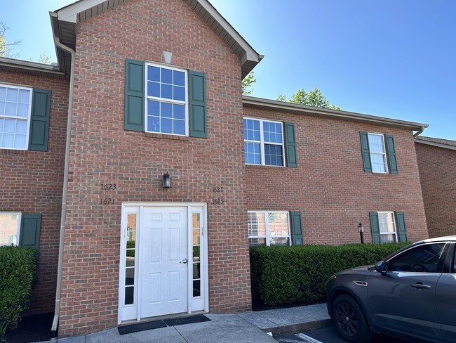 1627 Maple View Way in Knoxville, TN - Building Photo - Building Photo