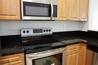 2826 SE 16th Pl in Homestead, FL - Building Photo - Building Photo