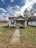 514 N Tucker St in Pittsburg, KS - Building Photo