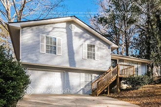 6317 Mitchell Creek Dr in Flowery Branch, GA - Foto de edificio - Building Photo