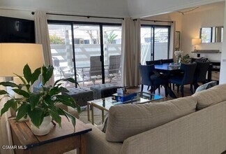 1232 Landsburn Cir in Westlake Village, CA - Building Photo - Building Photo