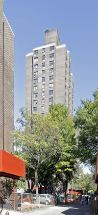 West Farms Square Plaza Apartments II in Bronx, NY - Foto de edificio - Building Photo