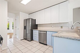 5962 Rosie Ln SE in Mableton, GA - Foto de edificio - Building Photo