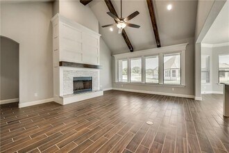 8240 Cuesta Ln in Fort Worth, TX - Building Photo - Building Photo