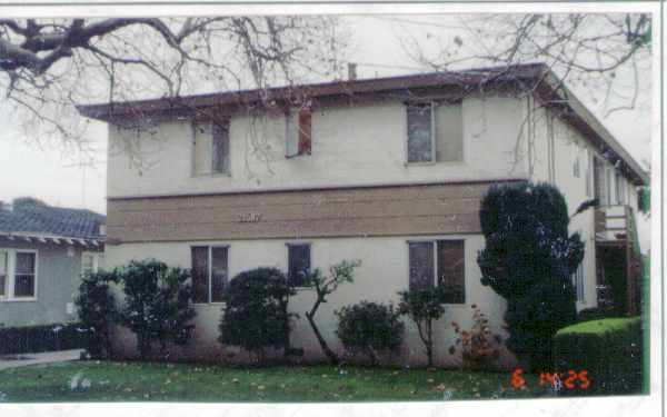 21587 Montgomery St in Hayward, CA - Building Photo - Building Photo