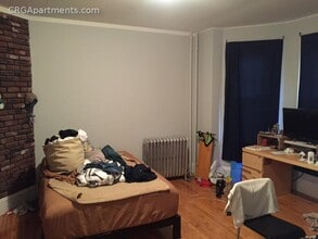 38 Cherry St, Unit 1 in Somerville, MA - Building Photo - Building Photo