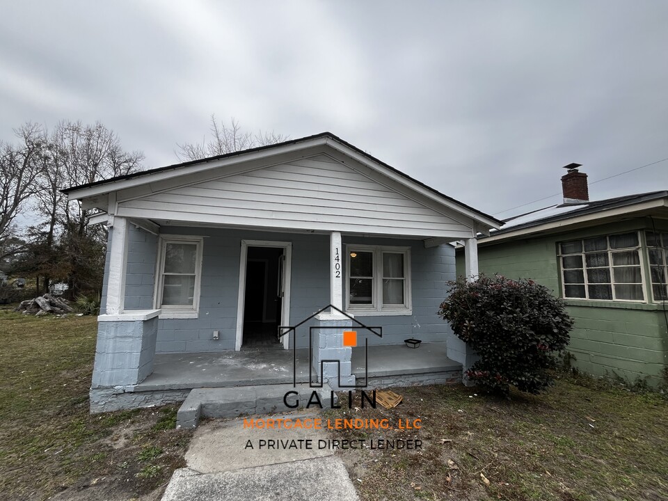 1402 Comer St in Savannah, GA - Building Photo