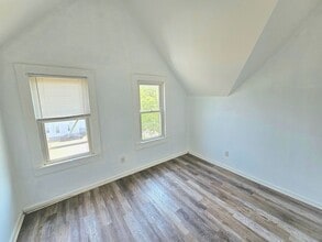 483 Ferry St in New Haven, CT - Foto de edificio - Building Photo