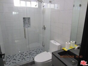 14013 Bessemer St in Los Angeles, CA - Building Photo - Building Photo