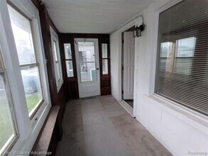 15345 Sumner in Redford Township, MI - Building Photo - Building Photo