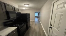 509 S Barstow St, Unit 2 in Eau Claire, WI - Foto de edificio - Building Photo