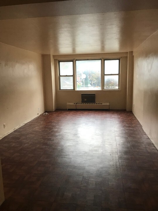 1655 Flatbush Ave in Brooklyn, NY - Building Photo