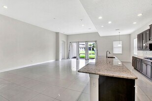 18 Portside Ave in Ponte Vedra Beach, FL - Building Photo