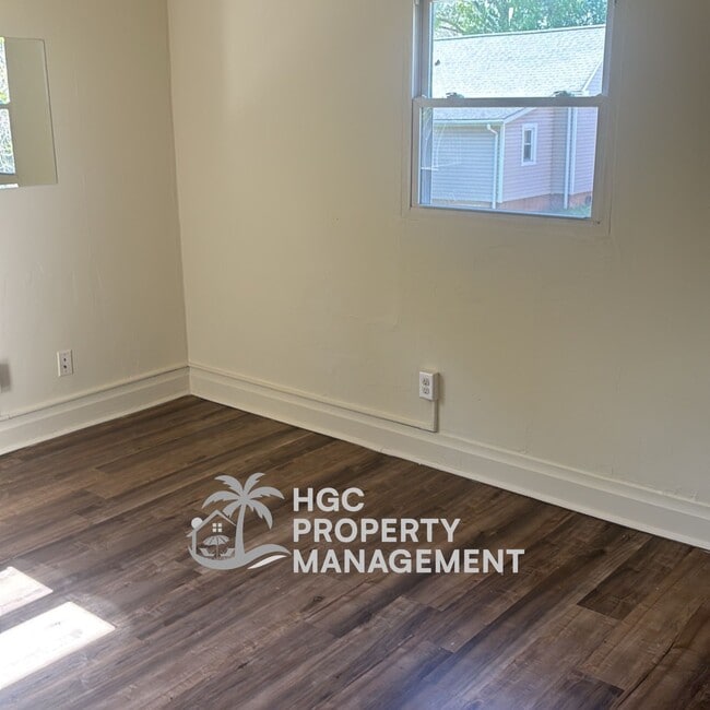 704A Irving Ave in Eden, NC - Building Photo - Building Photo