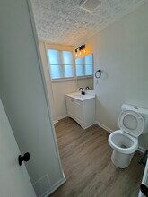 2505 Cleveland Ave, Unit A in Columbus, OH - Building Photo - Building Photo