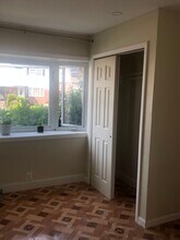 21618 118th Ave, Unit single in Cambria Heights, NY - Foto de edificio - Building Photo