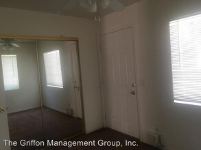 822 Elm Ave in Beaumont, CA - Building Photo - Building Photo