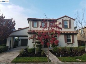 199 N Alta Dena St in Mountain House, CA - Building Photo