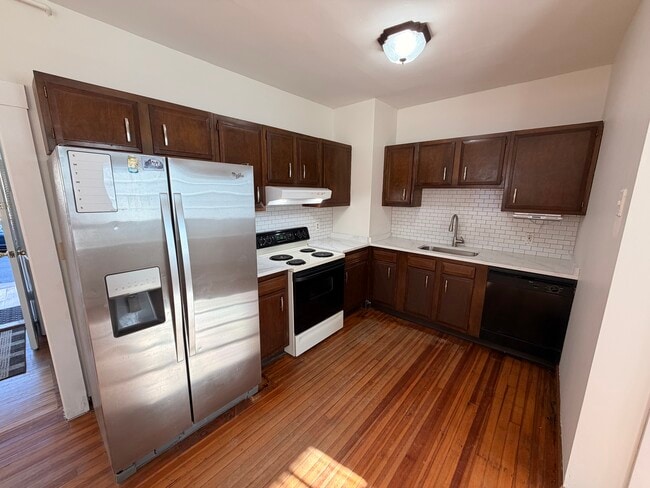 10 Short St in Manchester, CT - Building Photo - Building Photo