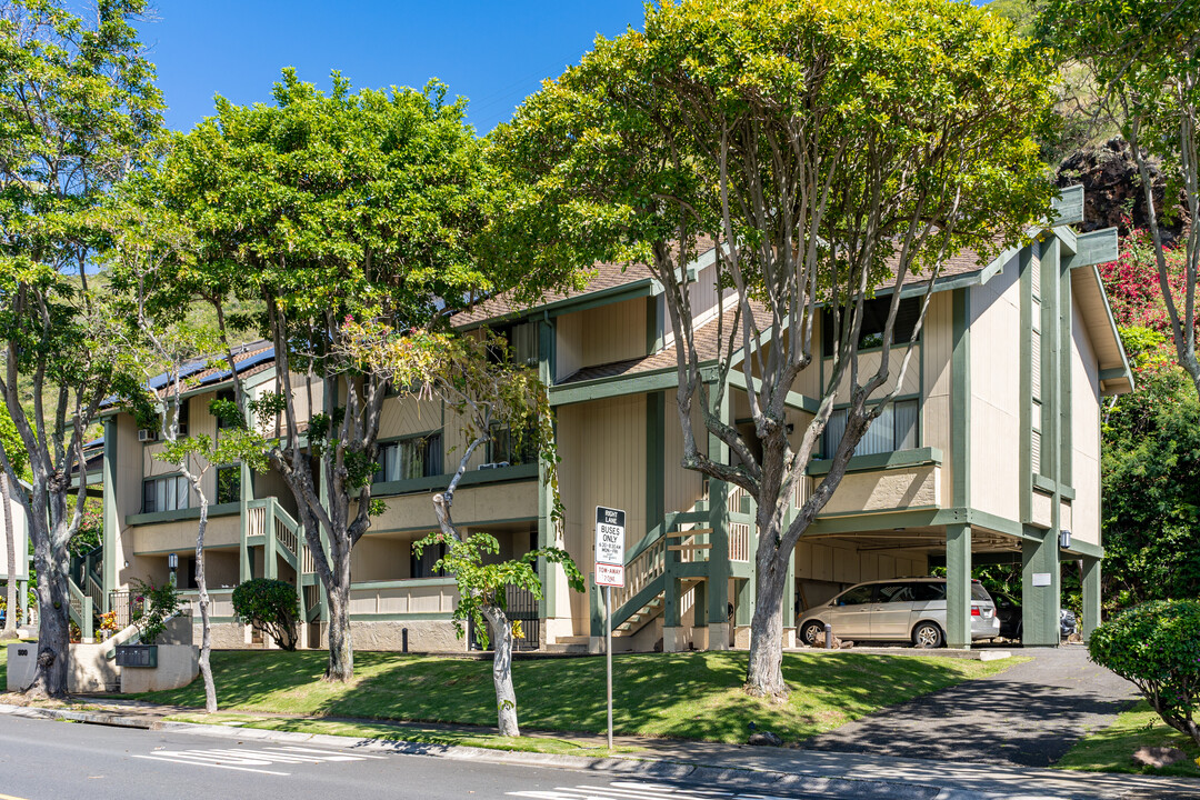 Kawaihae Crescent East in Honolulu, HI - Building Photo