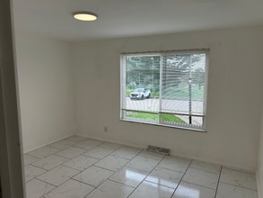 223 Anderson Ln in Belleville, IL - Building Photo - Building Photo