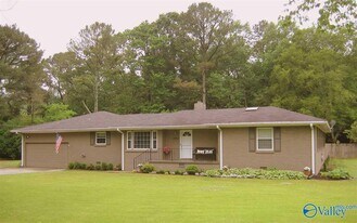 4000 Garth Rd SE in Huntsville, AL - Building Photo