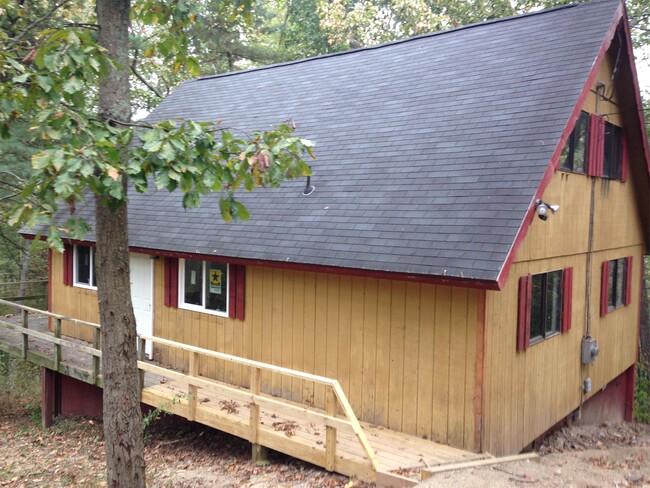 149 Hemlock Ln in Gerrardstown, WV - Building Photo - Building Photo