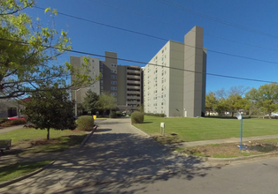 Birmingham Overlook in Birmingham, AL - Building Photo - Building Photo