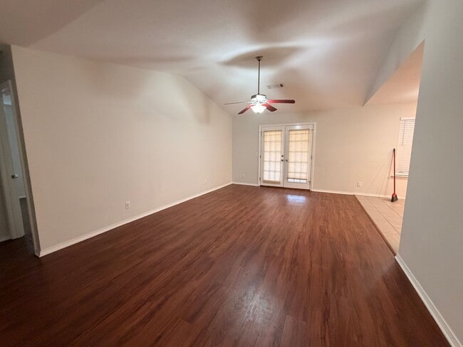 17 W 16th Pl in Russellville, AR - Building Photo - Building Photo