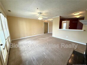 361 Bubble Creek Ct in Fayetteville, NC - Building Photo - Building Photo