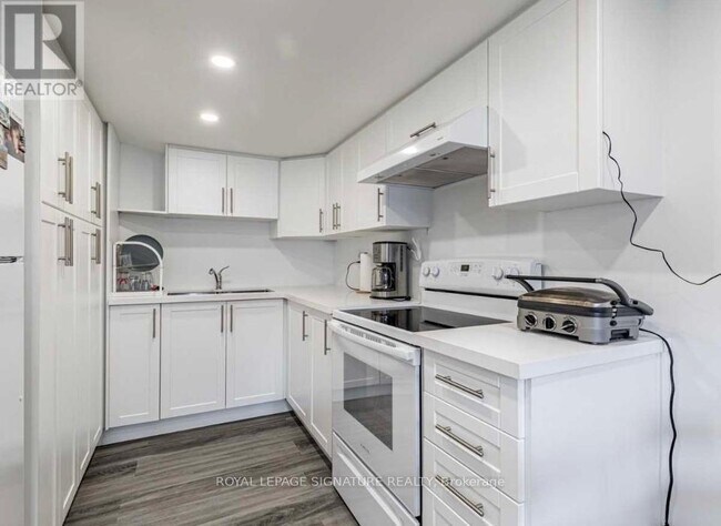 84 Peard Rd in Toronto, ON - Building Photo - Building Photo