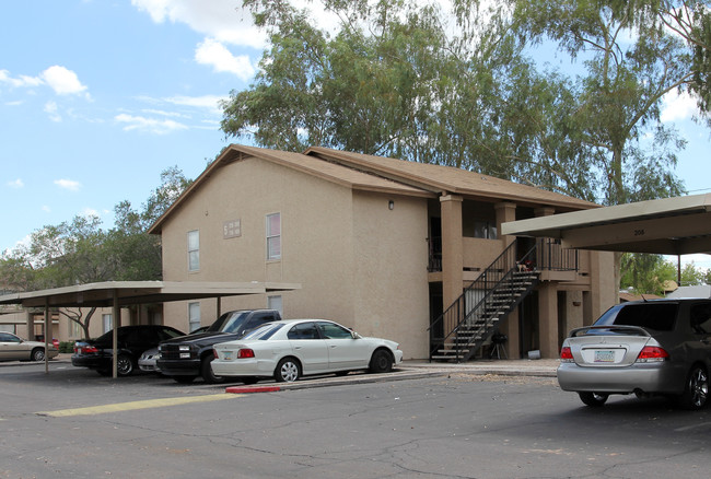 Building 5 in Mesa, AZ - Foto de edificio - Building Photo